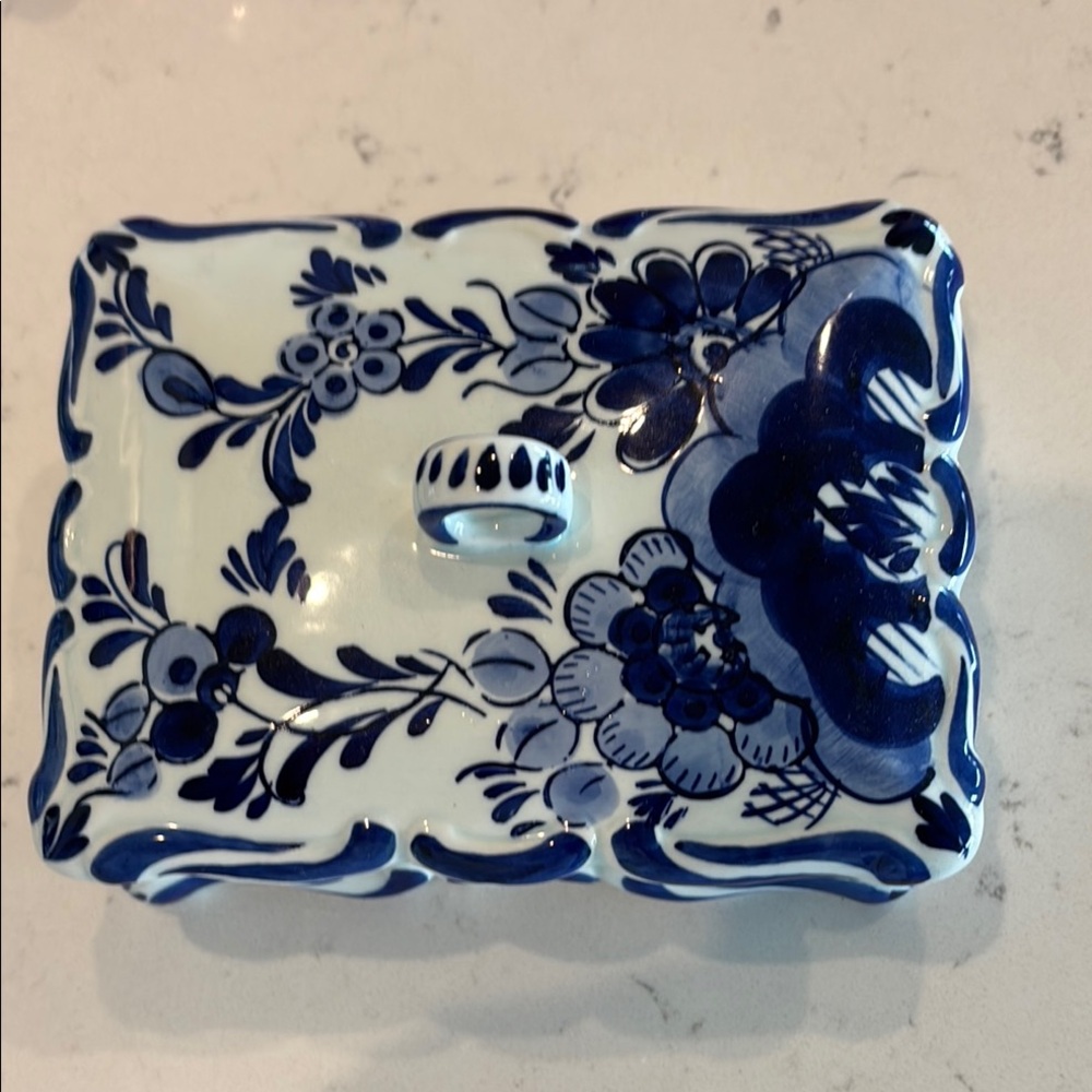 DELF Blue and White Floral Trinket Box